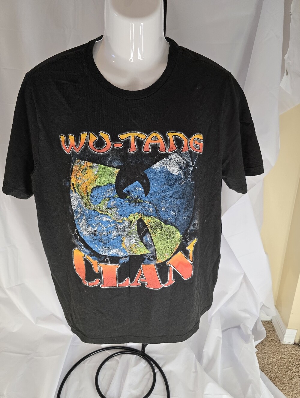 Wu-Tang Clan “World” T-Shirt Black Unisex Size XL Old Navy Hip Hop Graphic Tee